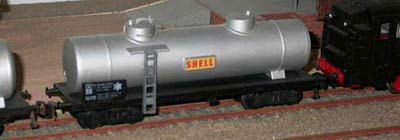 Playcraft ref. P.651 bogie tank wagon 1608 Shell