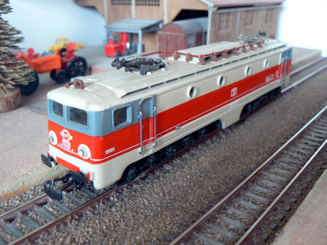 JOUEF 8892