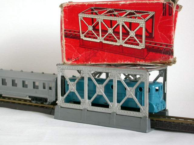 Jouef ref. 671 grey girder bridge