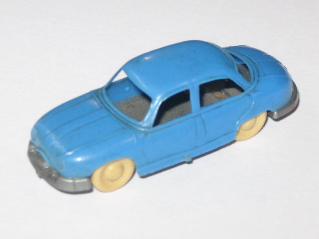 Panhard Dyna par Jouef