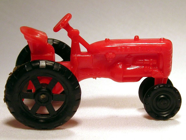 Jouef Farmall tractor